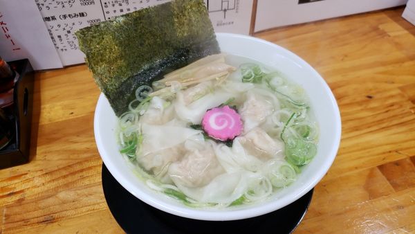 「しおワンタンメン800円」@麺や髭おやじの写真