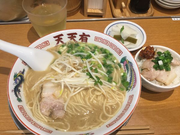 「ラーメン+めし・小(¥650+50)」@らーめん天天有 神田の写真