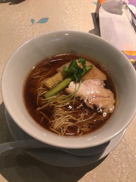 「醤油らぁめん」@麺屋 玉ぐすくの写真