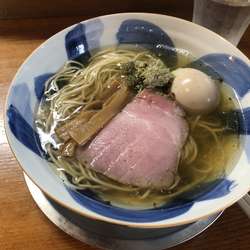 塩煮干しラーメン+味玉
