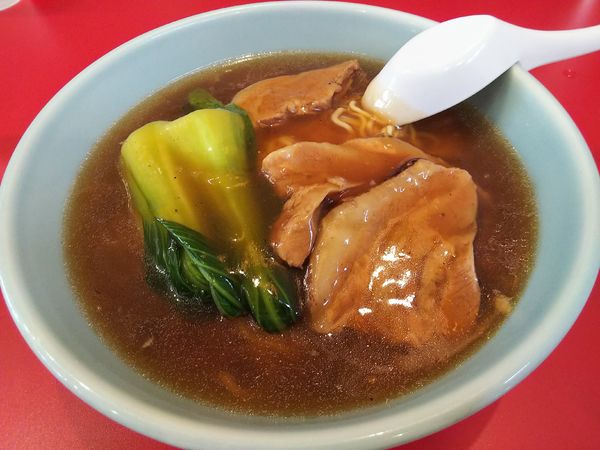 「大肉麵（バラニクソバ）　（大盛り）」@俵屋飯店の写真