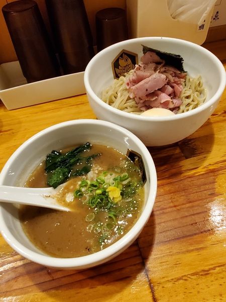 「特製濃厚真鯛つけ麺」@真鯛らーめん 麺魚の写真