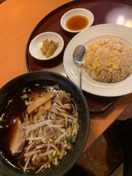 「ラーメン餃子セット 638円」@中国料理 東北餃子房の写真