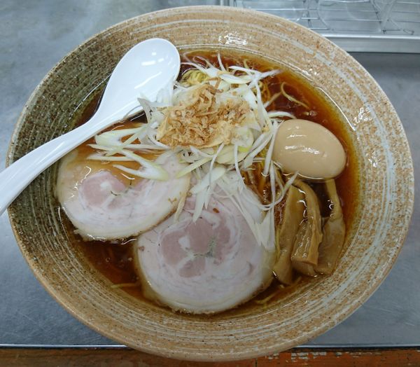 「味玉覆麺ラーメン(醤油)」@覆麺 智の写真