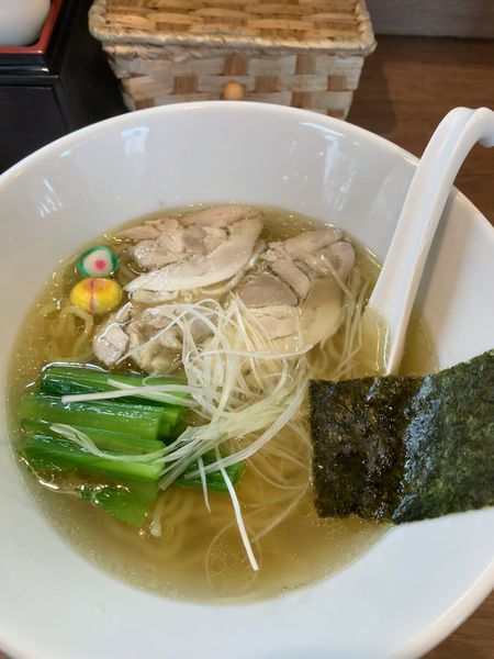 「淡麗鶏塩そば」@鶏そば光潮の写真