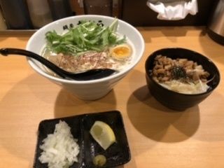 「鶏白湯+チャーシュー丼(小)」@麺屋大むらの写真