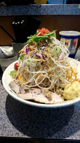 「宮し中華特盛り1120円野菜マシマシニンニク少し他全マシ」@ラーメン宮郎の写真