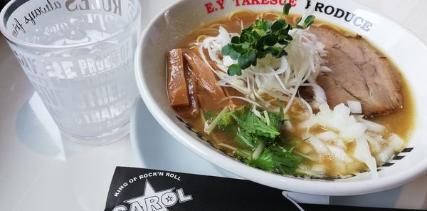 「二代目(820円)」@ラーメンキャロルの写真