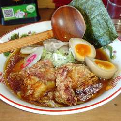 味玉唐揚げラーメン1000円