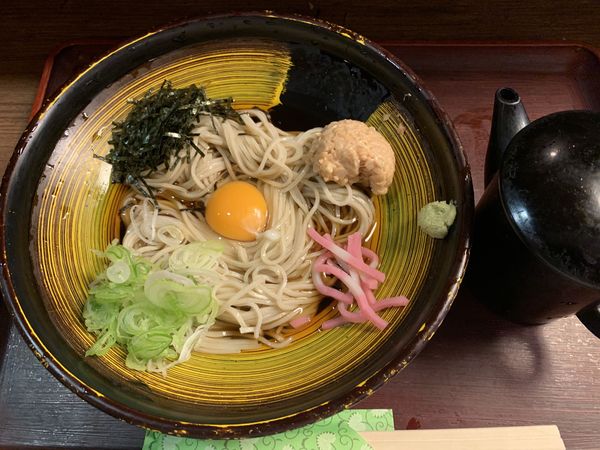 「納豆そば 530円」@生そば 玉川 池袋東口店の写真