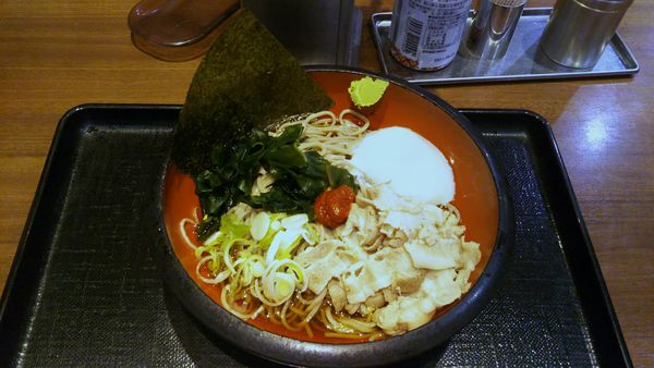 「肉富士」@名代 富士そば 池袋東口店の写真