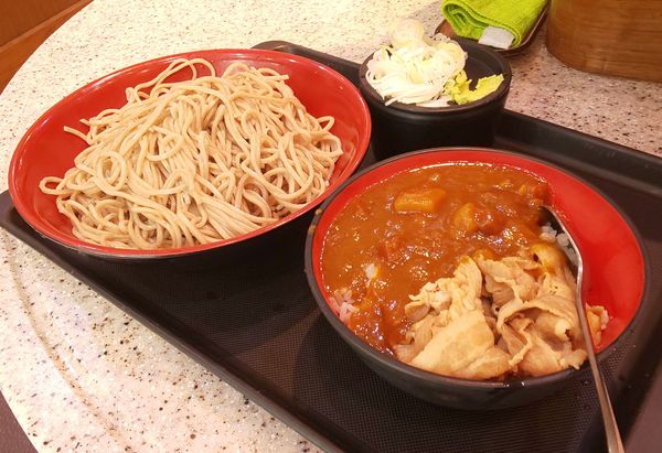 「ミニ豚カレー丼セット」@名代 富士そば 昭和通り店の写真