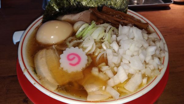 「肉煮干し中華そば」@肉煮干し中華そば さいころの写真