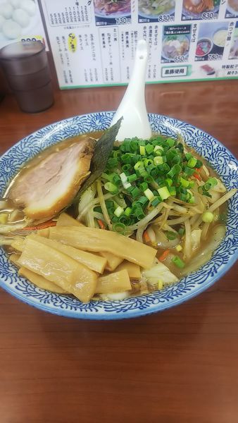 「濃厚大門ラーメン大盛 野菜」@ちょっと美味しい中華食堂 大門の写真