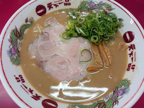 「ラーメン（並）・こってり」@天下一品 宇治小倉店の写真
