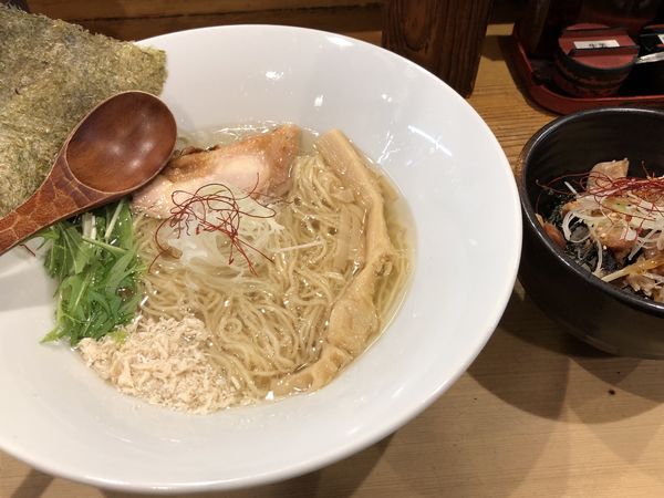 「鶏そば+鶏めし(700円+320円)」@鶏そばつけそば そるとの写真