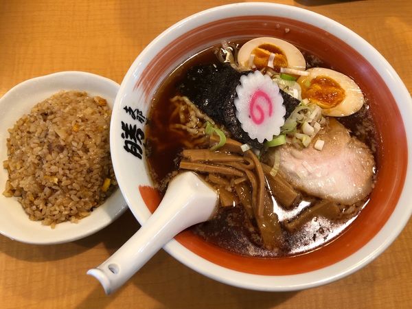 「半チャーハンセット味玉子（醤油）」@支那そば 勝丸 目黒本店の写真
