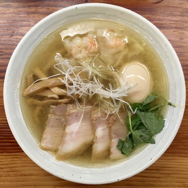 「YONA YONA ALE クラフトビール→ 特製塩らーめん」@純手打ち 麺と未来の写真