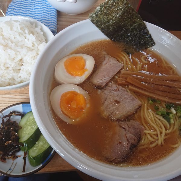 「◯特真らーめん900円、半ライス無料」@らーめん 永吉丸の写真