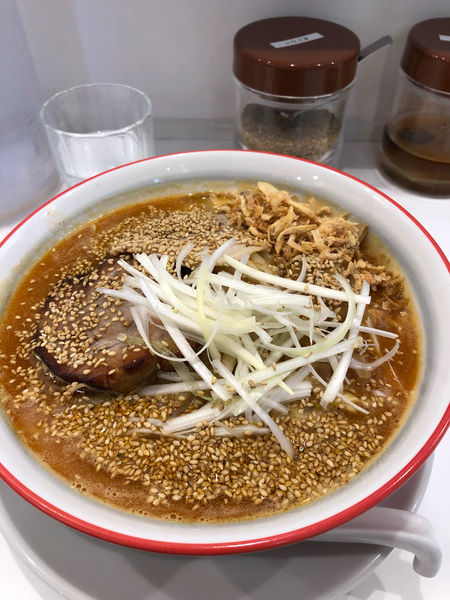 「厚切りチャーシュー辛口味噌タンメンがっつり」@熟成味噌タンメン 蔵味噌屋の写真