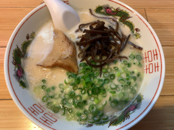 「博多豚骨ラーメン600円」@コハクノトキの写真