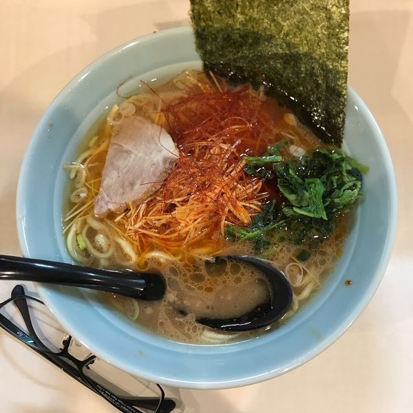 「辛ねぎラーメン」@横浜家系ラーメン 府中家の写真