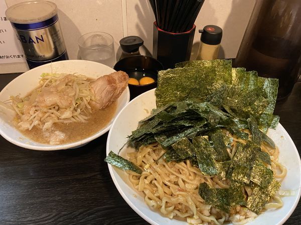 「傘がない、大盛り券、生卵×2、のり」@豚星。の写真