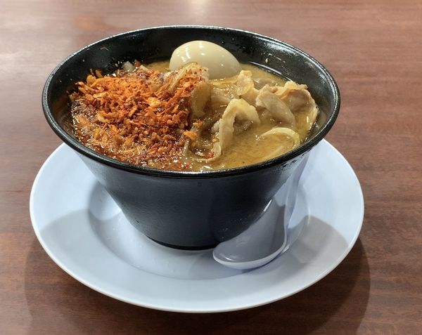 「ぶたみそラーメン やみつきスパイス 味玉」@ラーメンばんだいの写真