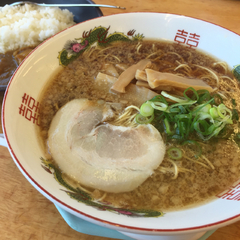 博多金龍 山大通り店の画像