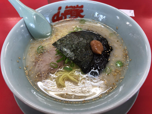 「朝ラーメン(油多め) 470円」@山岡家 越谷レイクタウン店の写真