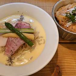 冷製トウモロコシ(900円) 脂身ごはん(350円)