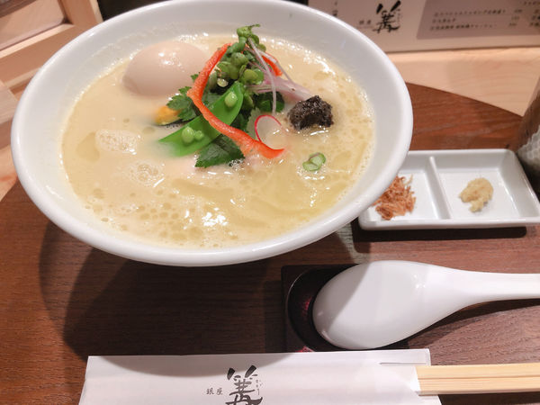 「鶏白湯soba トリュフ仕立て」@銀座 篝 本店の写真