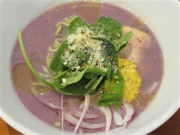 「ムラサキ（880円）＋半ギョーザ（3ヶ）（250円）」@麺屋 ブルーズの写真