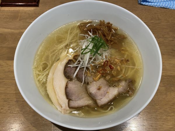 「しおらぁ麺」@らぁ麺や 嶋の写真