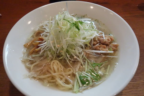 「鶏ごぼうラーメン（しお味）」@麺家 花蔵の写真