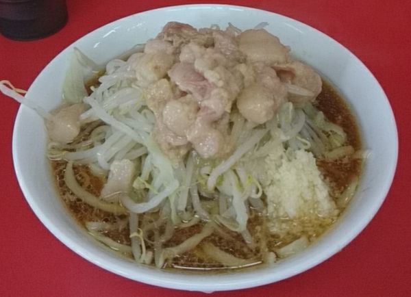 「麺半分」@ラーメン二郎 茨城守谷店の写真