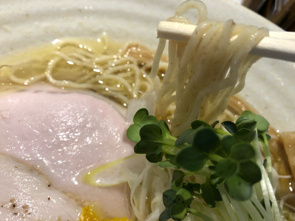 「鶏塩そば770円」@鶏そば朱雀の写真