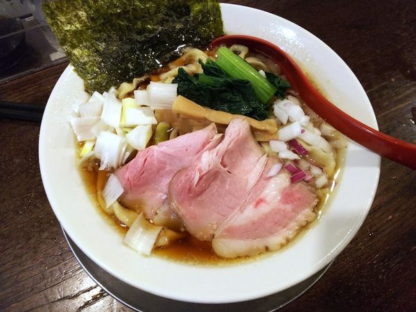 「本鮪の手打ちそば　880円」@立ち呑み居酒屋 金町製麺の写真