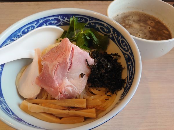 「イカつけ麺(950円)」@寿製麺よしかわ 坂戸店の写真