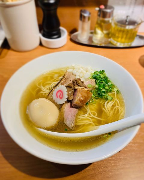 「味玉鴨清湯煮干（塩￥900）」@麺屋 上々の写真