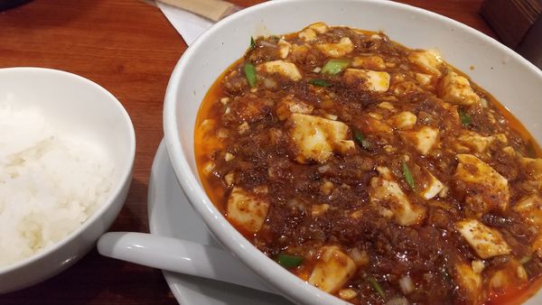 「麻婆麺（倍辛）＋半ライス（無料）」@SHIBIRE NOODLES 蝋燭屋の写真