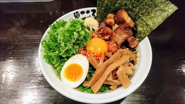 「台湾まぜそば 全部のせ(追い飯多め)」@麺屋こころ 大船店の写真
