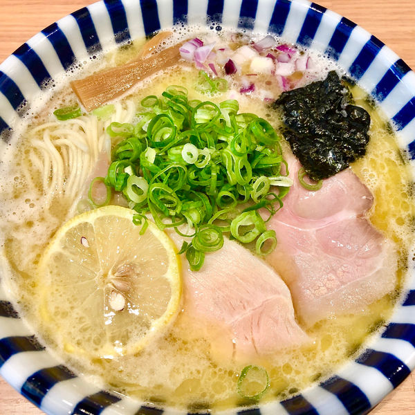 「濃厚鯛塩ラーメン1000円」@ねいろ屋 豊洲店の写真