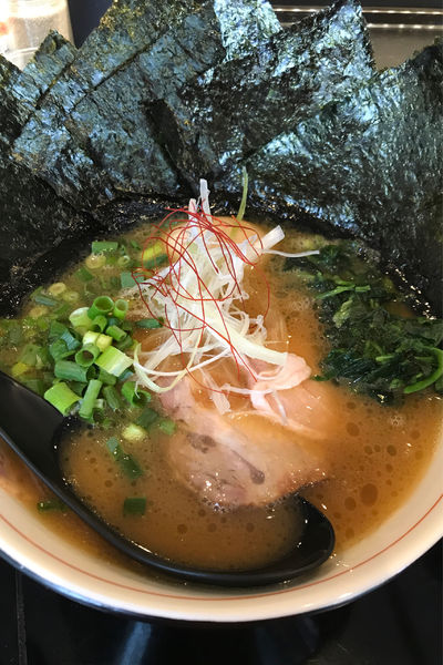 「スペシャル豚骨醤油ラーメン」@SHOWTIME-Ramen-の写真