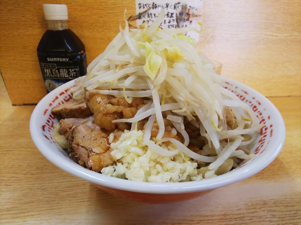 「小豚ラーメン(汁なし)」@ラーメン二郎 環七新新代田店の写真