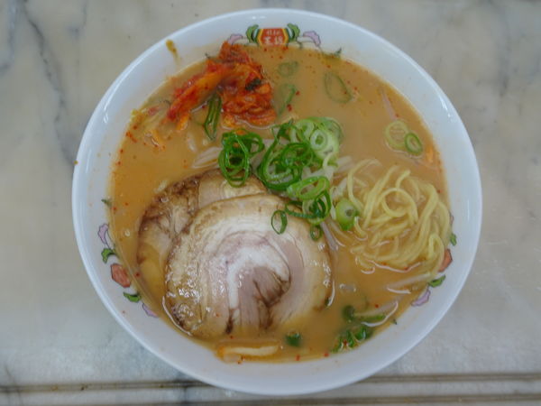 「キムチラーメン」@餃子の王将 楠葉店の写真