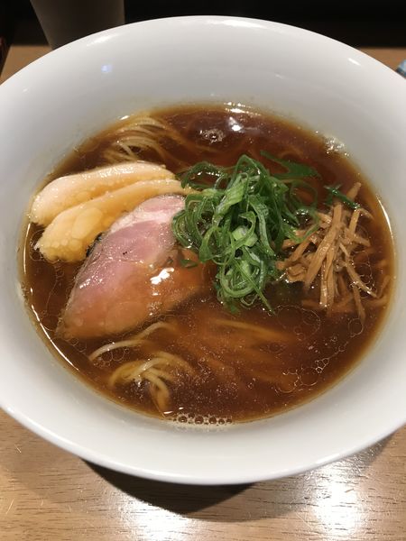 「醤油らぁ麺 ¥880」@らぁ麺や 嶋の写真