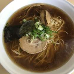 醤油ラーメン+大盛（¥1000）