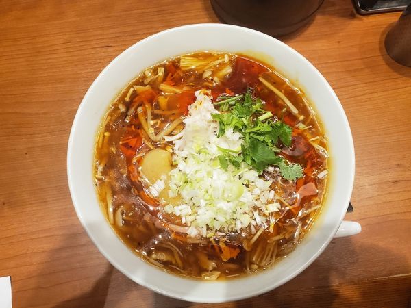 「酸辣湯麺」@SHIBIRE NOODLES 蝋燭屋 表参道ヒルズ店の写真