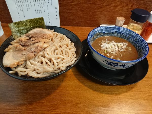 「つけ麺大盛 チャーシュートッピング」@らーめん にい村の写真